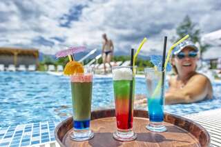 Отель Seven Seasons Hotel Баня-0